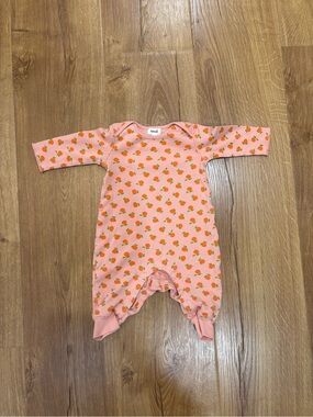 Oeuf Peaches Long Sleeve Snap Onesie Organic